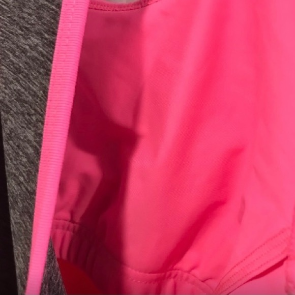 Champion Pink Tank Top Built-In Bra, Size Large - Picture 4 of 6